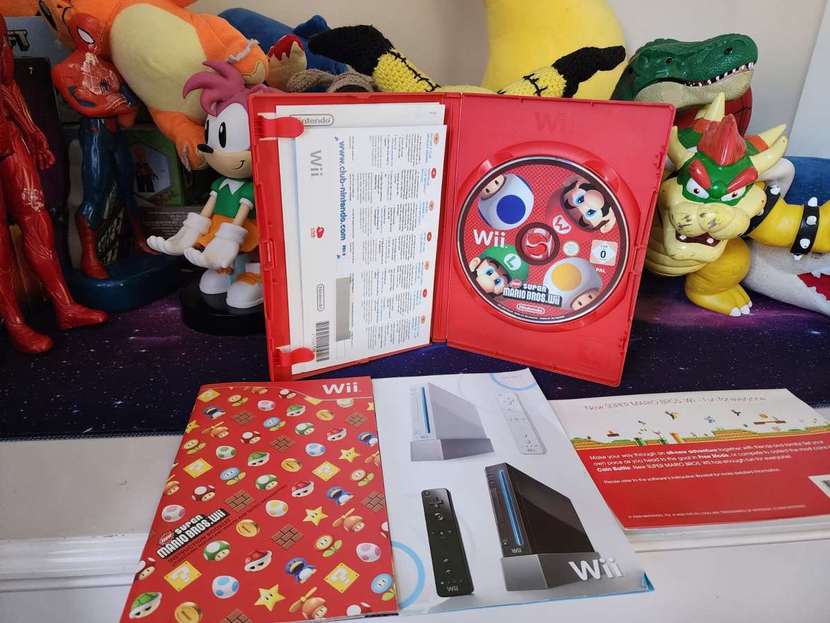 Nintendo Wii New Super Mario Brothers (Pre-owned)