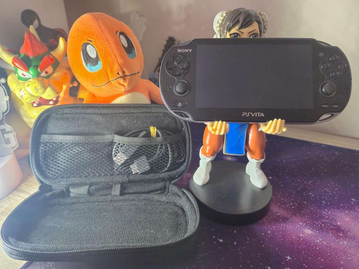 PS VITA OLED 1000 Model  , 8GB Vita Card (Pre-owned)