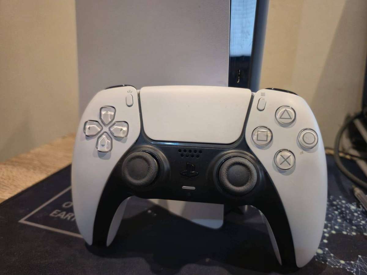 PS5 2TB PRO Digital Slimline, 1 Controller, All Cabling (Pre-owned)