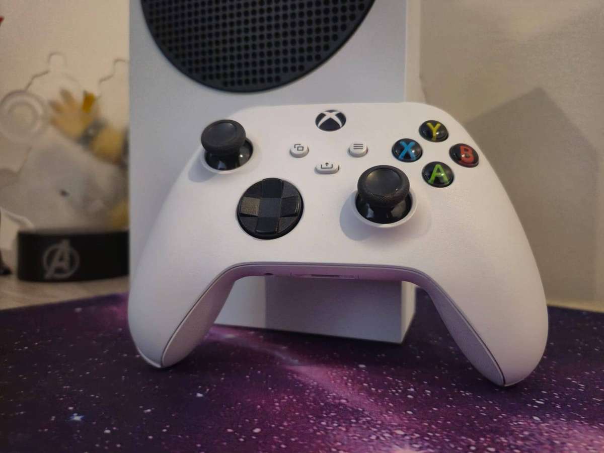 Xbox Series S 512SSD + Series Controller(X/S) (Pre-owned)