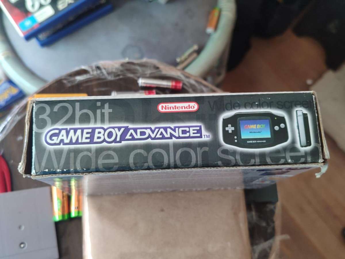 Nintendo Game Boy Advance  32-Bit Wide Colour Screen (Pre-Owned, Complete in Box)