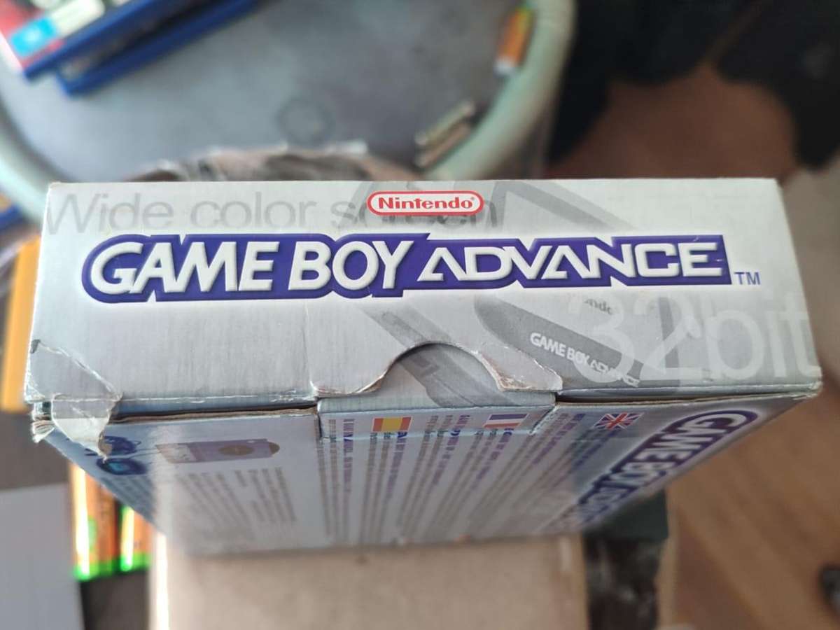 Nintendo Game Boy Advance  32-Bit Wide Colour Screen (Pre-Owned, Complete in Box)