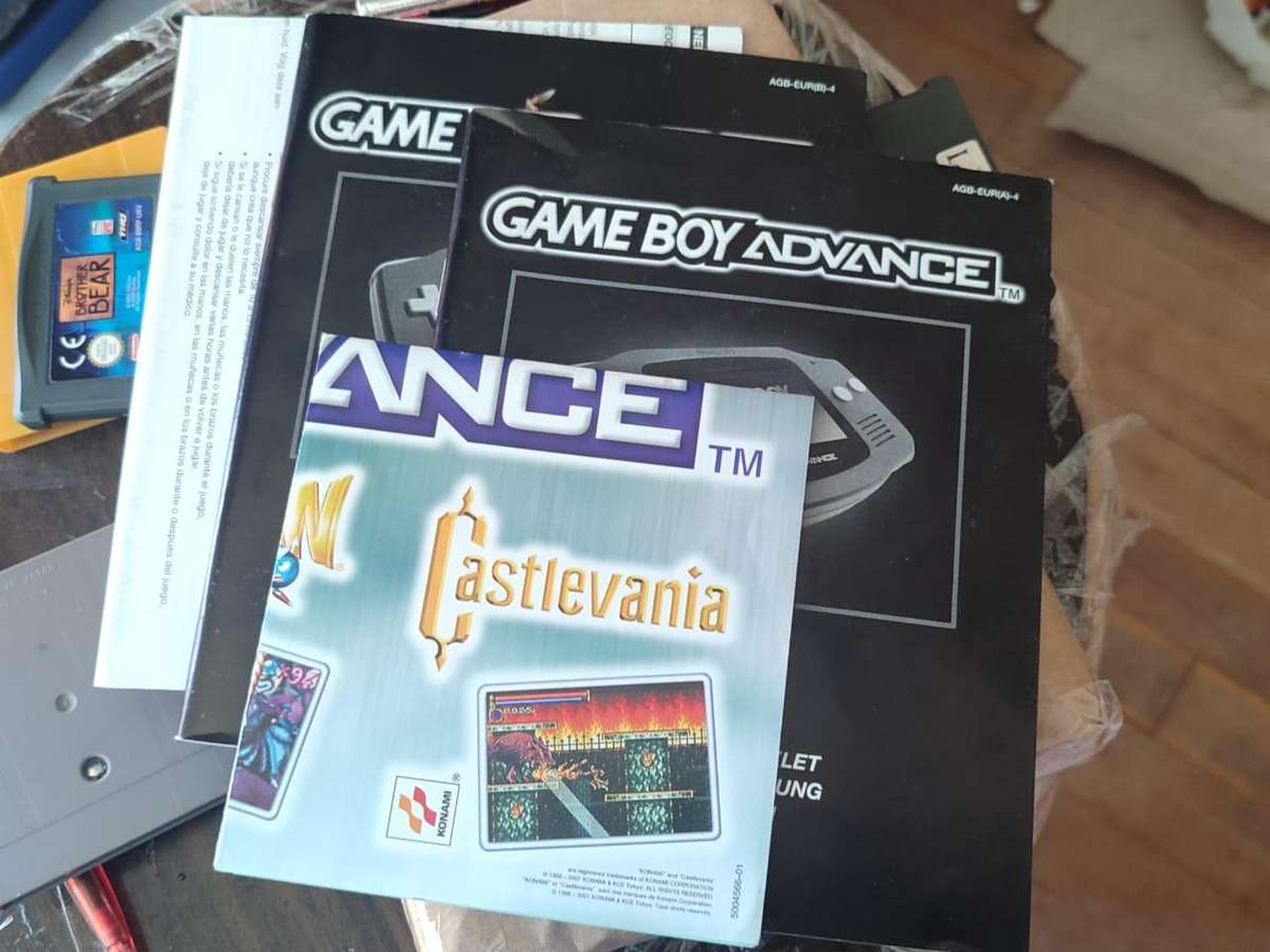 Nintendo Game Boy Advance  32-Bit Wide Colour Screen (Pre-Owned, Complete in Box)