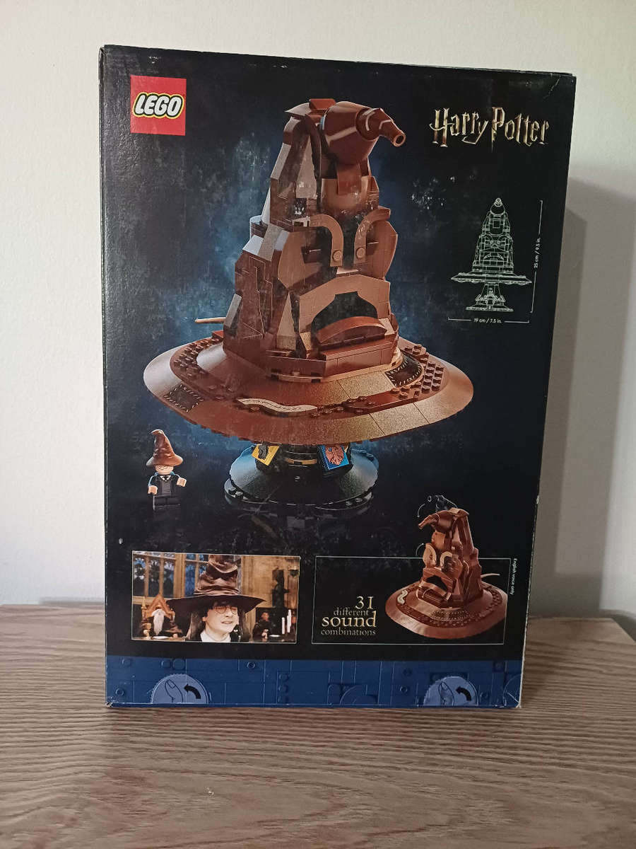 LEGO 76429 - Harry Potter Talking Sorting Hat