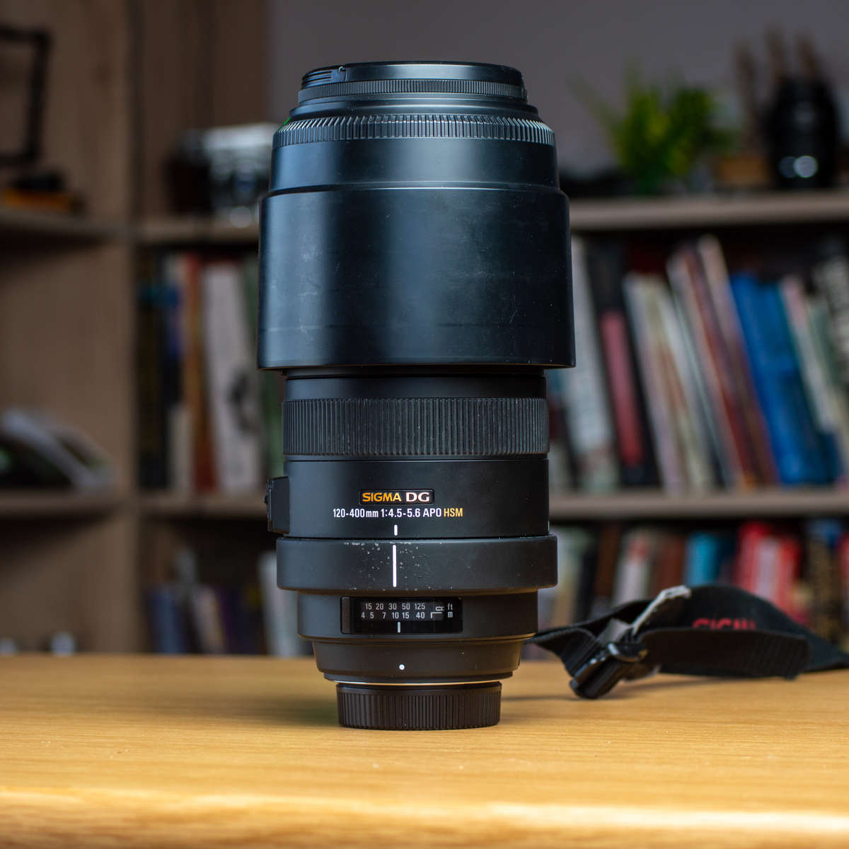 Sigma 120-400mm F4.5-5.6 APO DG OS Lens for Nikon