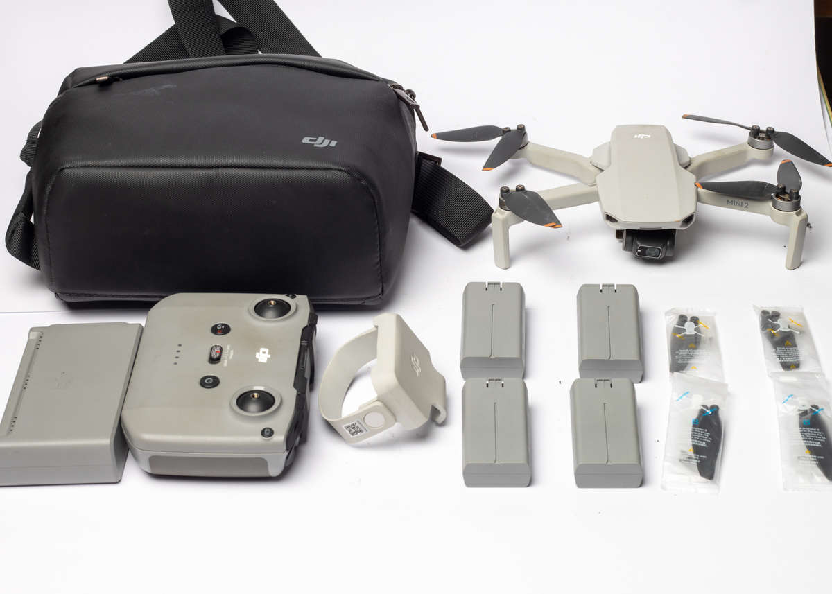 DJI Mini 2 Flymore Combo with 5 Batteries + Feiyutech Gimbal + Canon Lens Bundle
