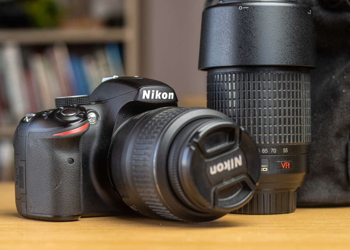 Nikon D3200 Bundle, 2 lenses, 2 Batteries (Low Shutter Count)