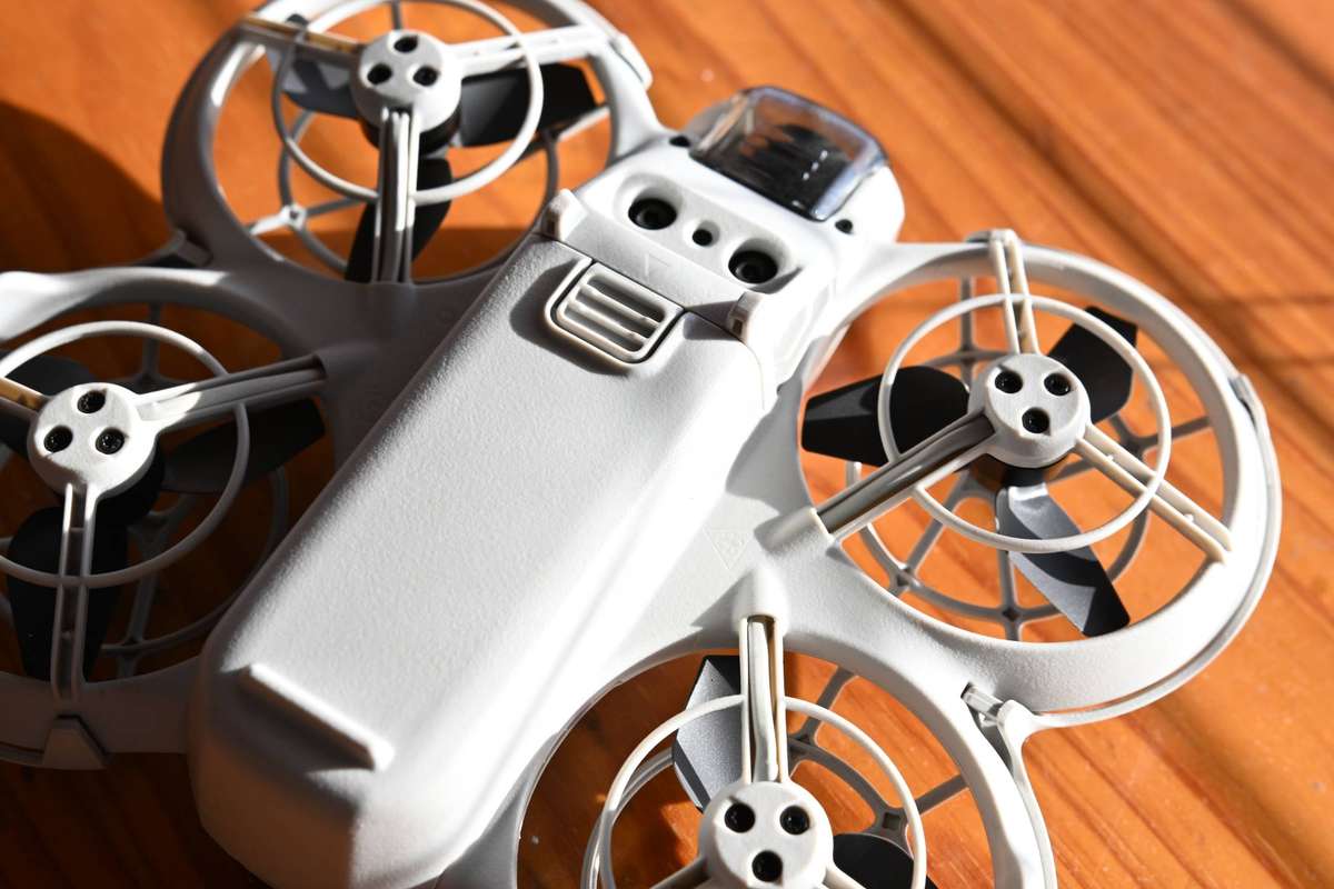 DJI Neo Drone