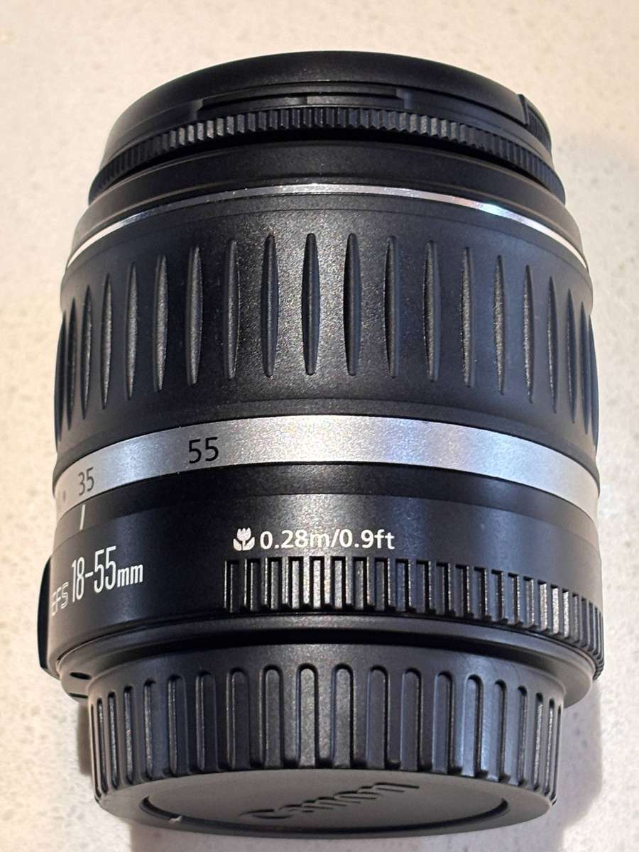 Canon EF-S 18-55mm f/3.5-5.6 II lens
