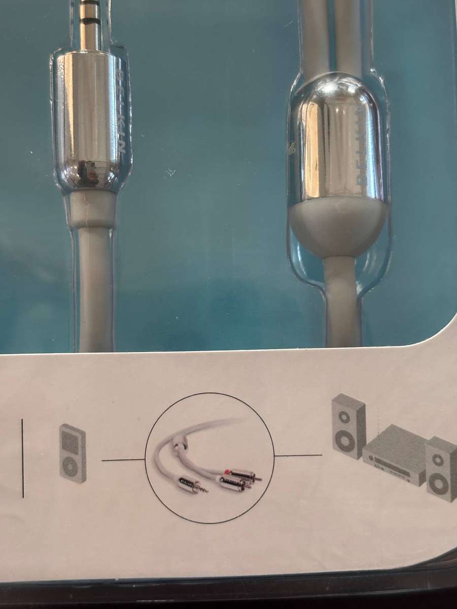Stereo Cable for ipad belkin