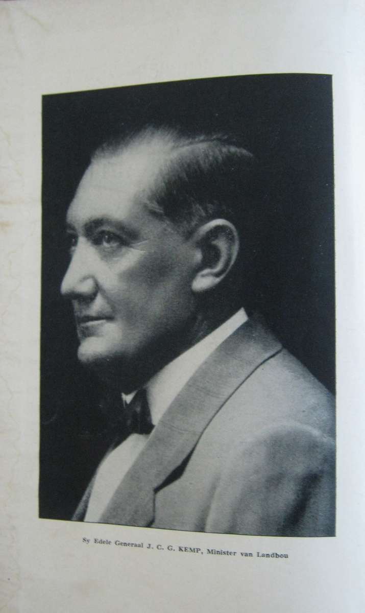 Hulpboek vir Boere in Suid-Afrika. The Citrus Industry