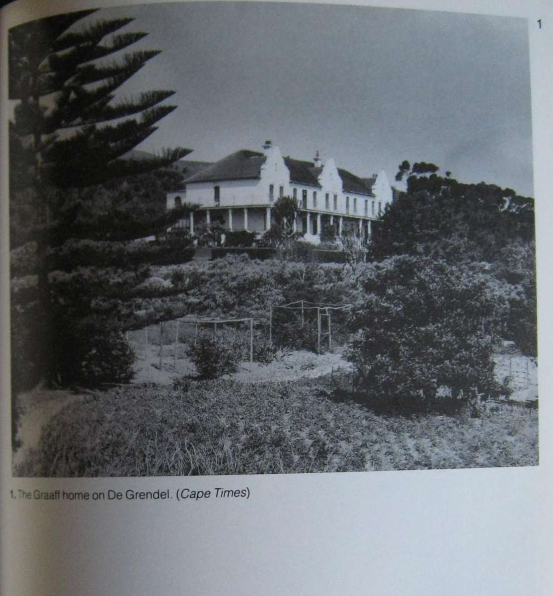 Div Looks Back The Memoirs of Sir De Villiers Graaf Sir De Villiers Graaf