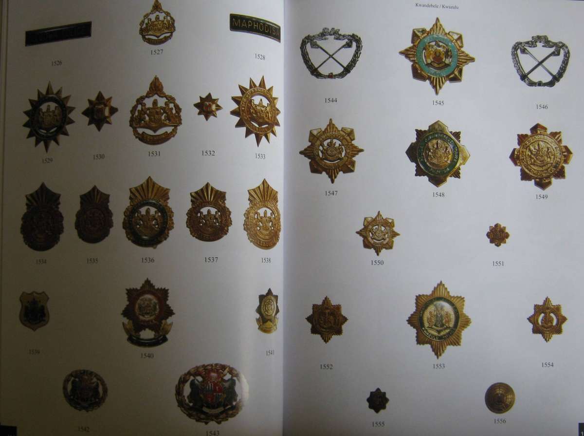 Border War Badges A Guide to South African Military & Police Badges 1964 - 1994 Andrew Ross Dinnes