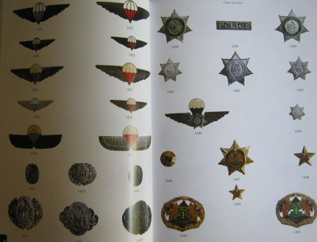 Border War Badges A Guide to South African Military & Police Badges 1964  1994 Andrew Ross Dinnes