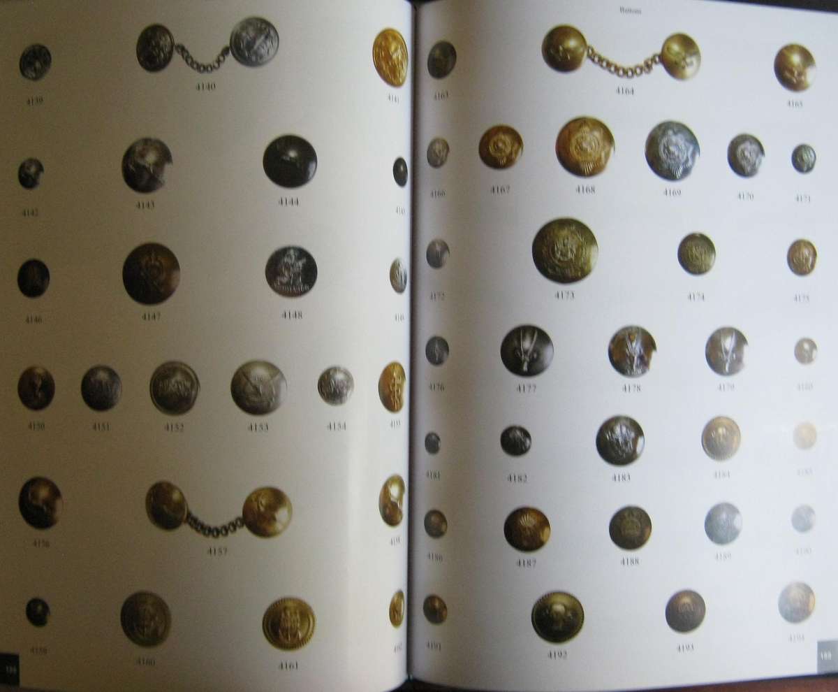 Border War Badges A Guide to South African Military & Police Badges 1964  1994 Andrew Ross Dinnes