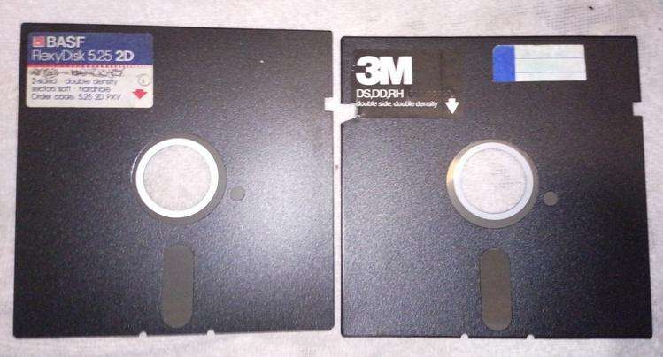 12 x used 3m Flexy Disks for computer
