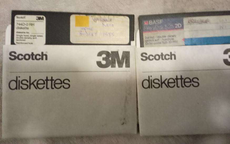 12 x used 3m Flexy Disks for computer