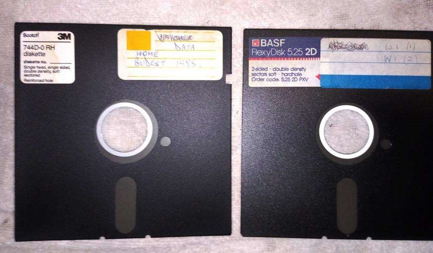 12 x used 3m Flexy Disks for computer