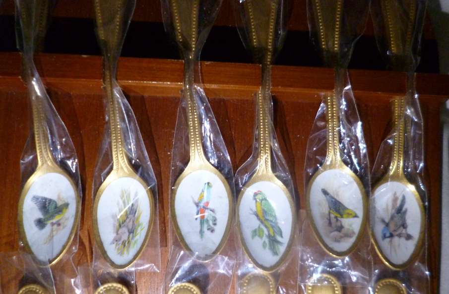 Bird and Flower Teaspoons x 18