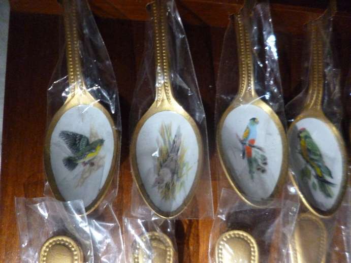 Bird and Flower Teaspoons x 18