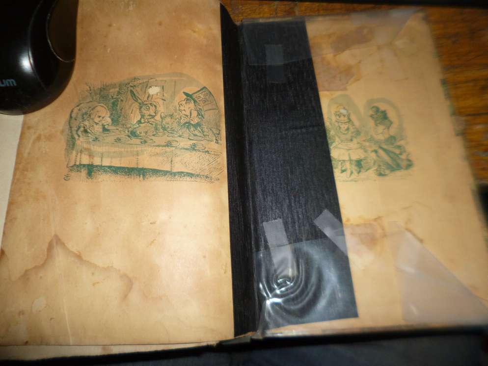 Alice's Adventures in Wonderland and Through the Looking Glass 1946