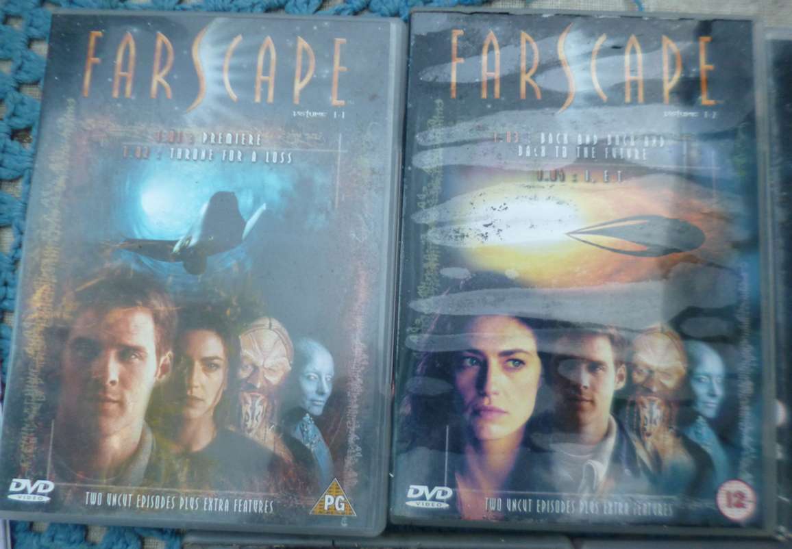 FarScape . Volumes 1.1 , 1.2 , 1.3 , 1.4 , 1-6  season 2