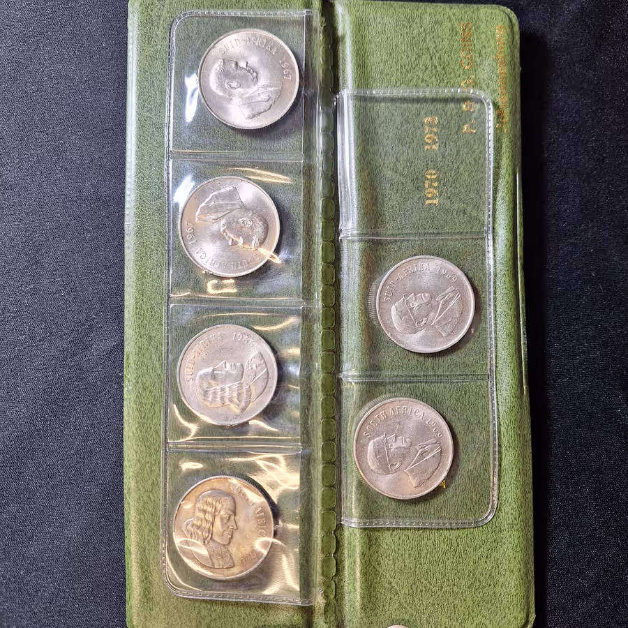 6 X REAL SILVER 1 RAND 1966, 1967, 1969 - 1 Rand Silver - 2 of each English & Afrikaans Uncirculated