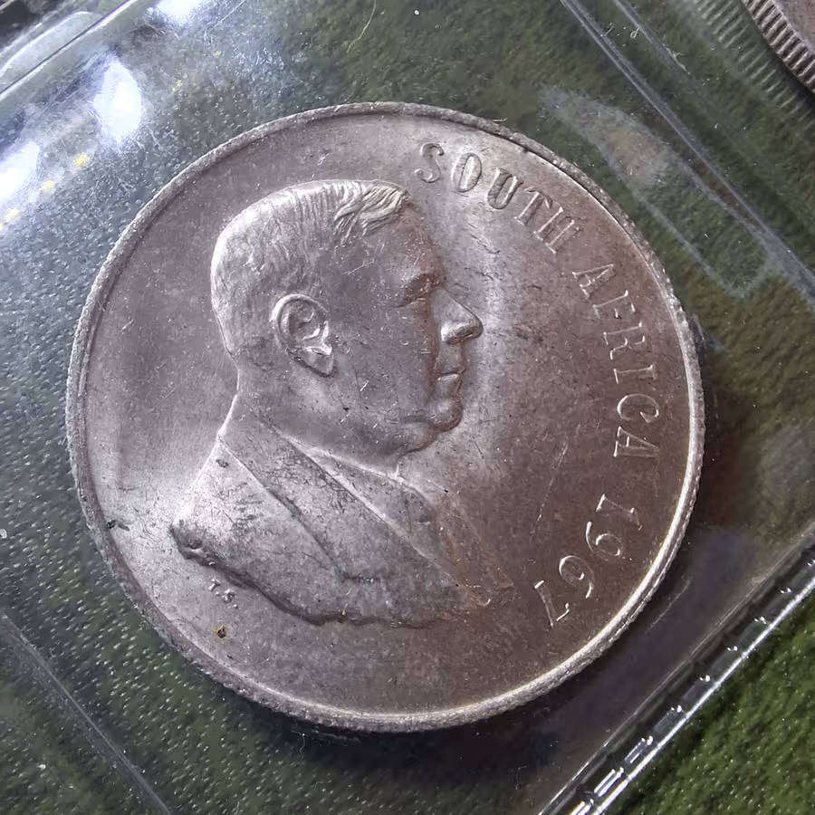 6 X REAL SILVER 1 RAND 1966, 1967, 1969 - 1 Rand Silver - 2 of each English & Afrikaans Uncirculated