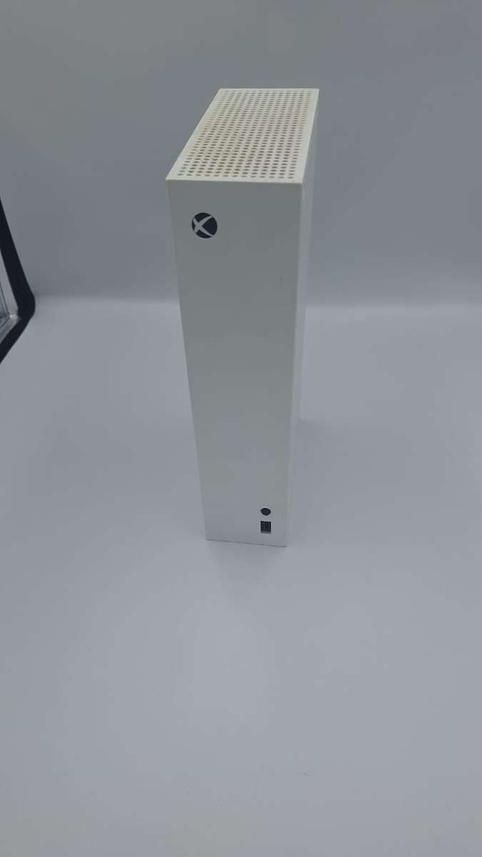 Xbox Series S 512GB White + 1 Controller + HDMI Cable + Power Cable