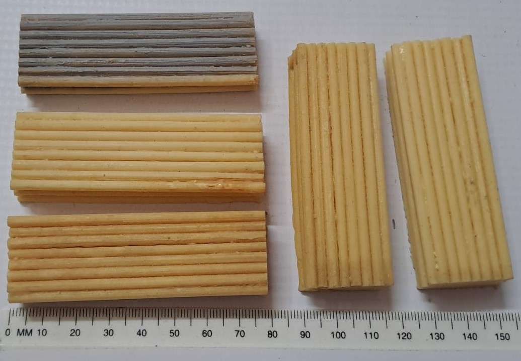 Model Trains HO 5 x Wood piles for Sawmill or flatbed (Unpainted) 5 x 78x25x11mm
