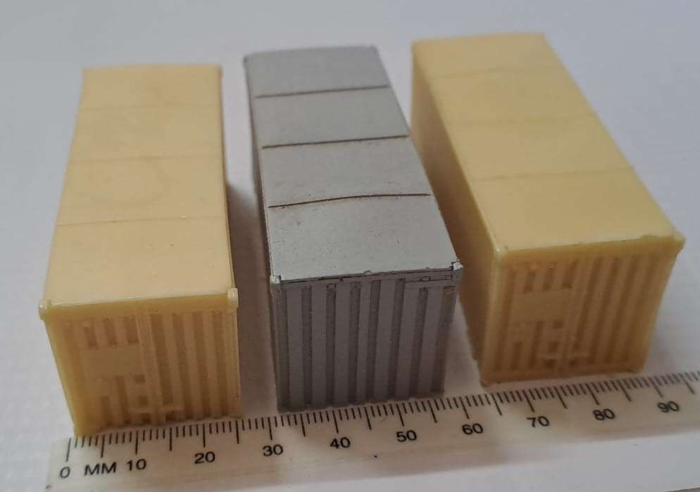 Model Trains HO 3 x Container Load - Short Container for container yard (Sale) (Unpainted)