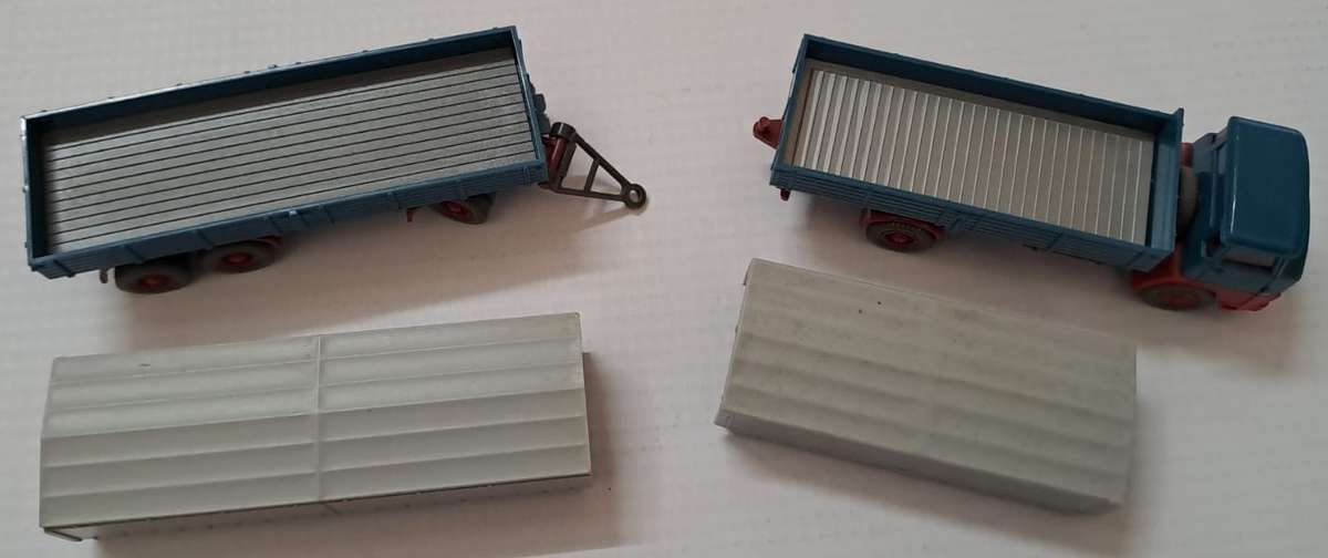 Model Trains/Cars HO 1 x Wiking Trucks & trailer (Blue).