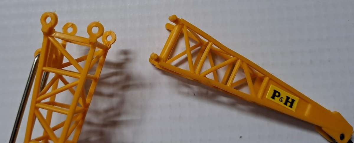 Model Trains/Cars + - N-Scale 1/140 1 x Grip Zechin Crane Metal (Red & Yellow).