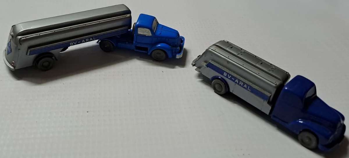 Model Trains/Cars HO 2 x Wiking BV - ARAL Combo plastic (Grey-blue).