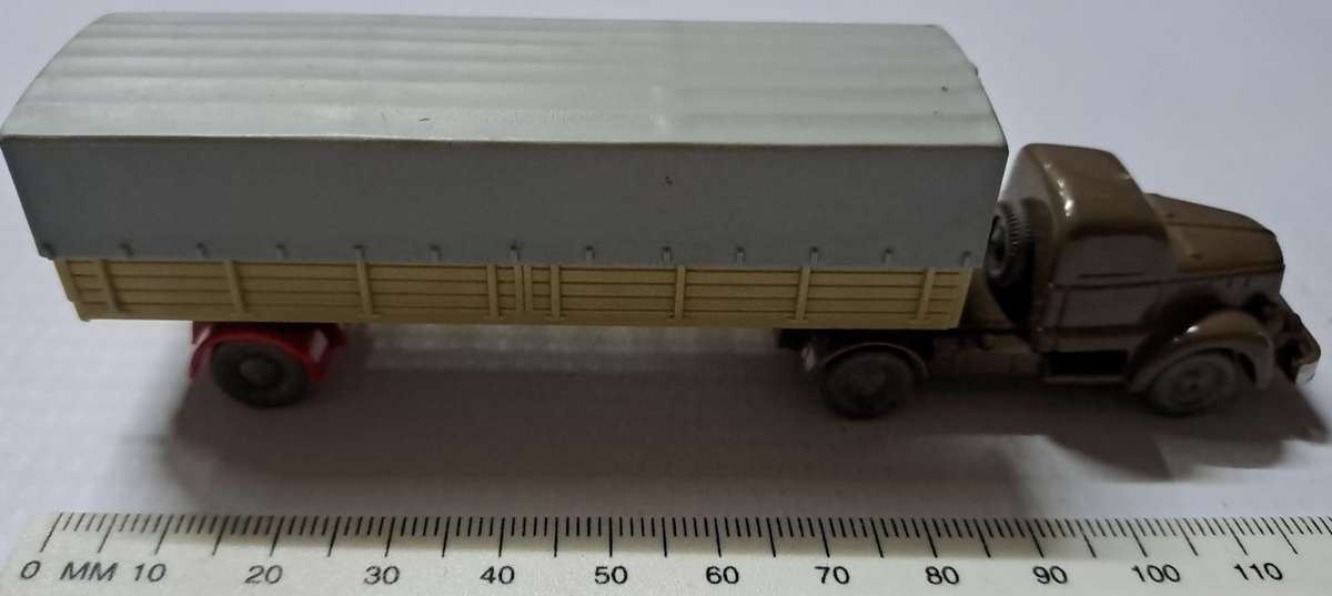 Model Trains/Cars HO 1 x Wiking Delivery Track.