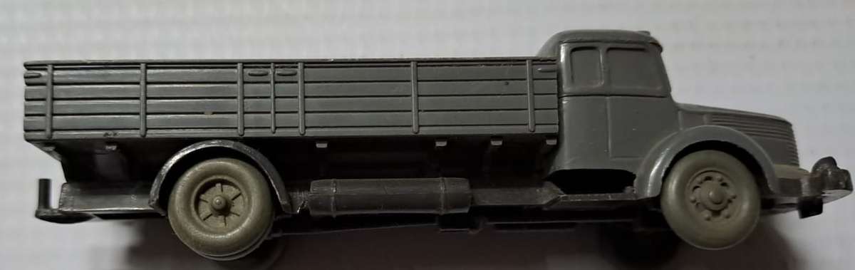 Model Trains/Cars HO 1 x Wiking Delivery Track. (Grey)