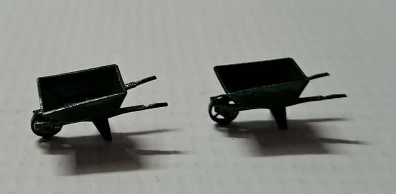 Model Trains H0-Scale 2 x Wheelbarrows.