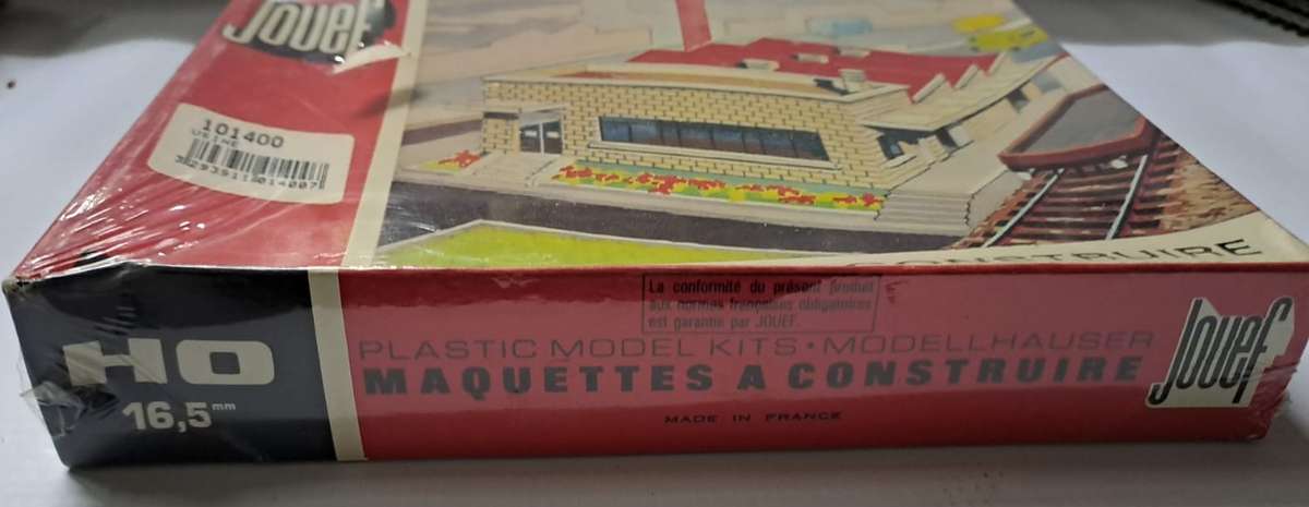 Model Trains H0-Scale 1 x Jouef - Factory Building. Box still sealed.