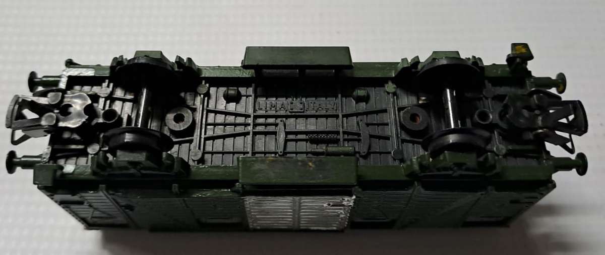 Model Trains H0-Scale 1 x Lima Box Car, with plastic wheels & Lima couplers.