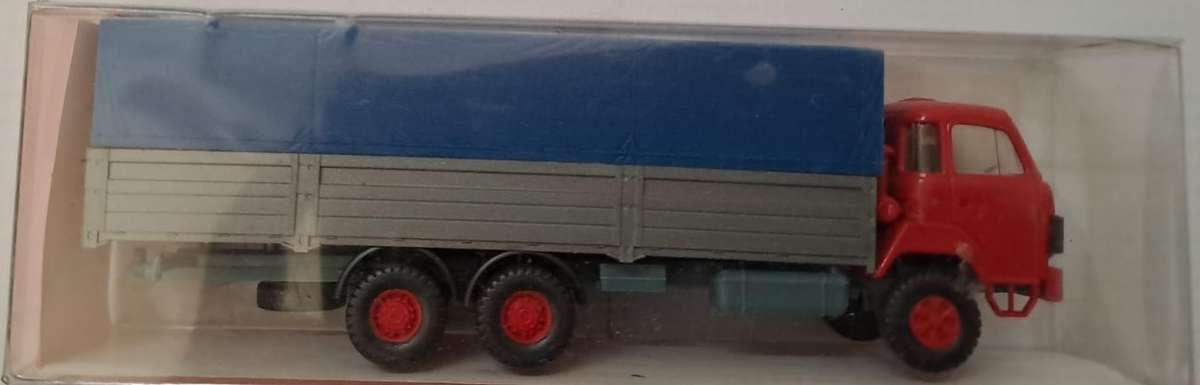 Model Trains/Cars HO 1 x Saurer Delivery Truck. (Still Boxed)