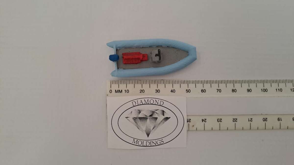 Model Trains HO 1 x Boat Rubber Dinghy (L. Blue) - 58mm x 24mm x 10mm