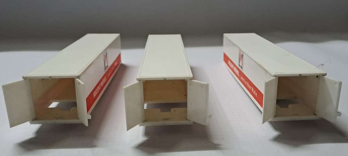 Model Trains 1:87 HO - Truck Trailer bodies (fleet of 3)