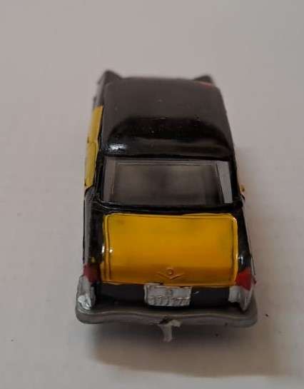 Model Trains 1:87 HO 1 x Taxi Barcelona EKO Seat 1400.