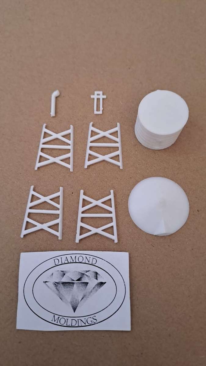 Model Trains N-Scale - 1 x Water Tower (in kit) - 30diameter x 55mm