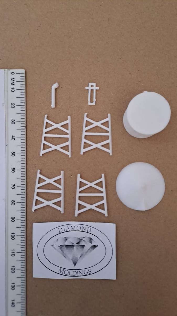 Model Trains N-Scale - 1 x Water Tower (in kit) - 30diameter x 55mm