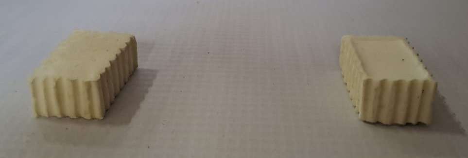 Model Trains HO 2 x Bridge Pillars small. (Unpainted)