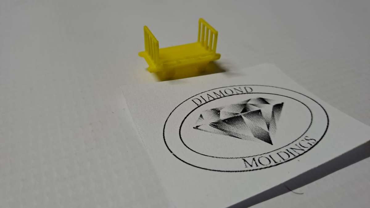 Model Trains 1:87 HO - Station Trolly. - 30mm x 14mm x 18mm