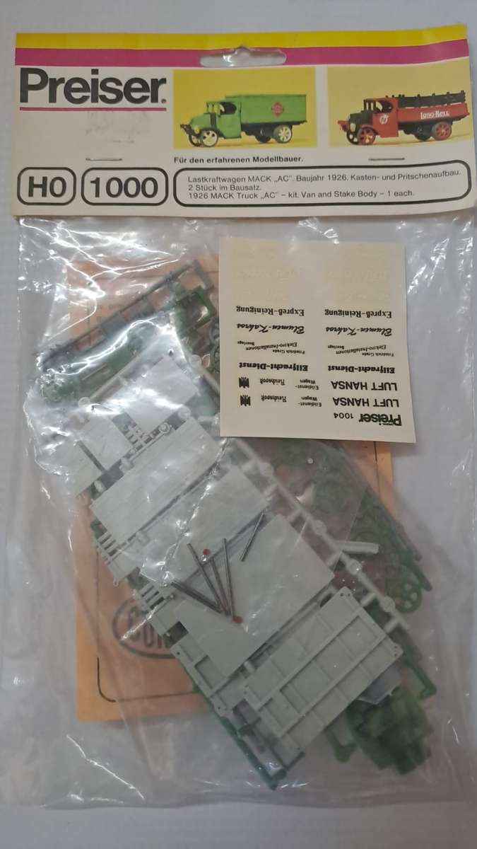 Model Trains/Trucks HO 1 x Preiser 1 x 1926 MACK Van & 1 x Stake Body. Kits