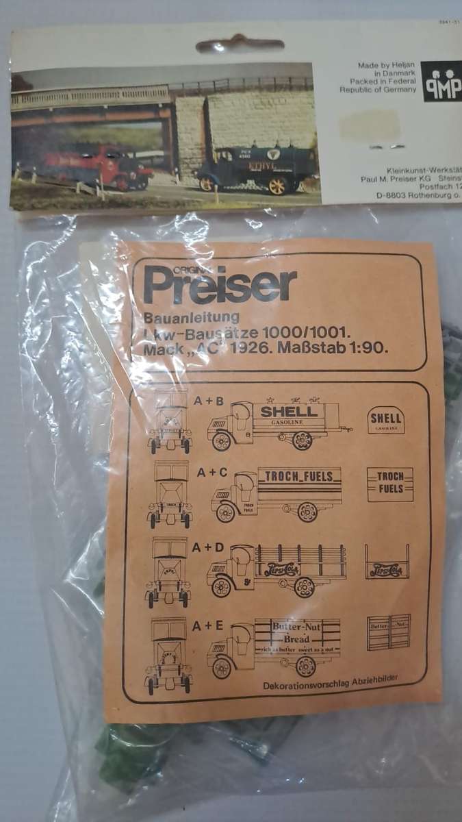 Model Trains/Trucks HO 1 x Preiser 1 x 1926 MACK Van & 1 x Stake Body. Kits