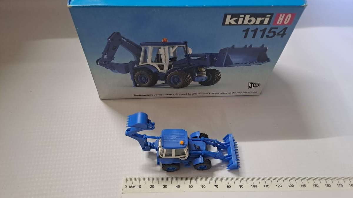 Model Trains/Tractor HO 1 x Front & Back Loader Construction Equipment. (Fully build)